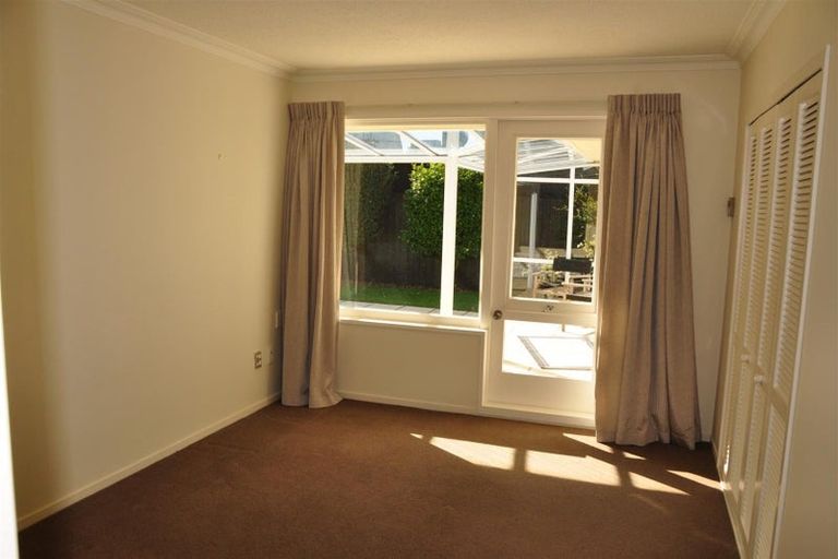 Photo of property in 1/14a Penhelig Place, Burnside, Christchurch, 8053