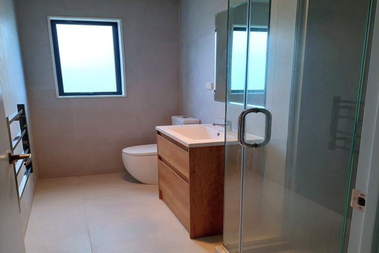 Photo of property in 69b Astley Avenue, New Lynn, Auckland, 0600