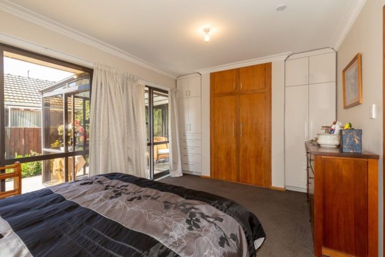 Photo of property in 11 Oriana Crescent, Hornby, Christchurch, 8042