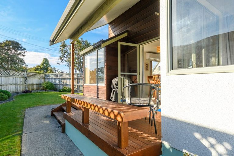 Photo of property in 15a Sinclair Street, Greerton, Tauranga, 3112