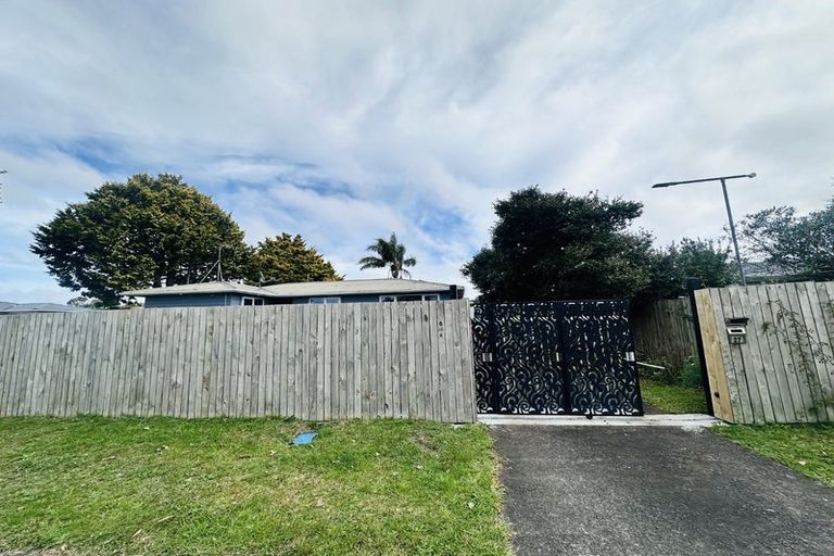 Photo of property in 27 Harper Street, Papakura, 2110