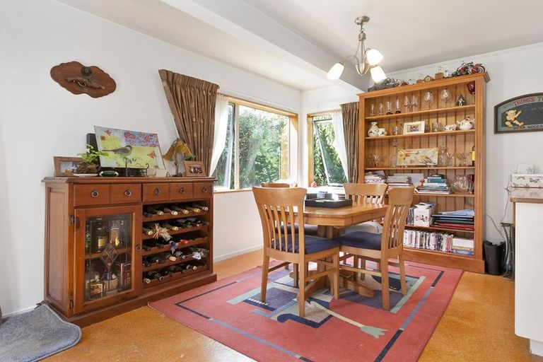 Photo of property in 50b Williams Street, Cambridge, 3434