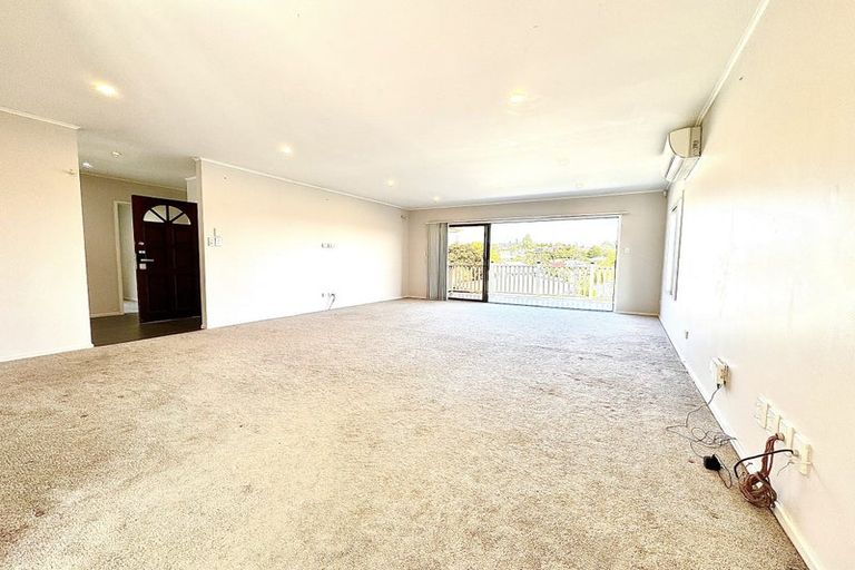 Photo of property in 9 Elliott Avenue, Bayview, Auckland, 0629