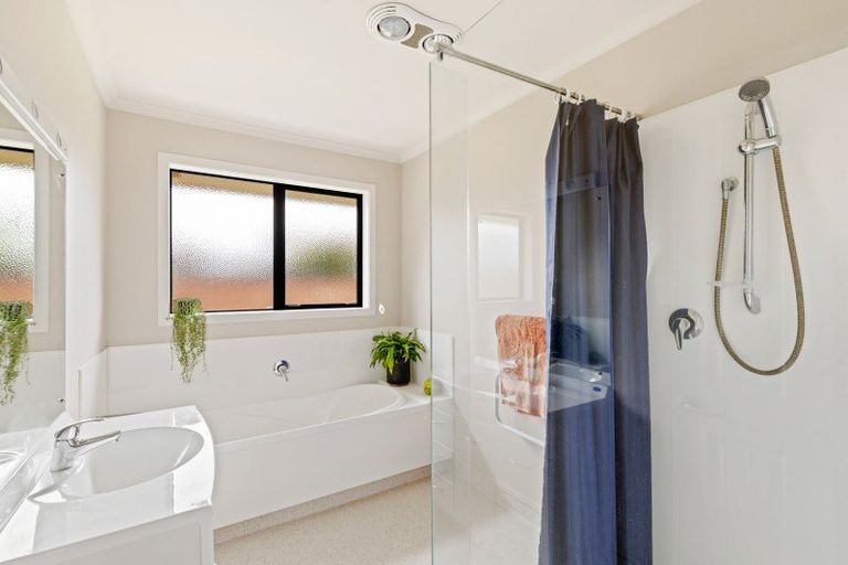 Photo of property in 9c Wilton Street, Westown, New Plymouth, 4310