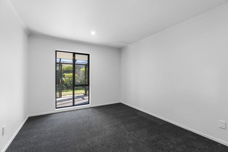 Photo of property in 1 Holcroft Court, Rangiora, 7400