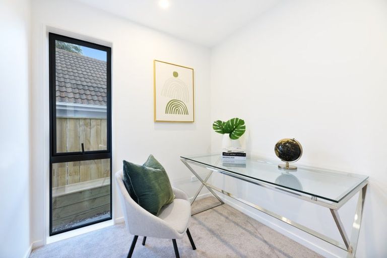 Photo of property in 95c Swanson Road, Henderson, Auckland, 0610