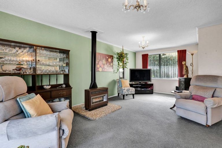 Photo of property in 2 Bronte Place, Whalers Gate, New Plymouth, 4310