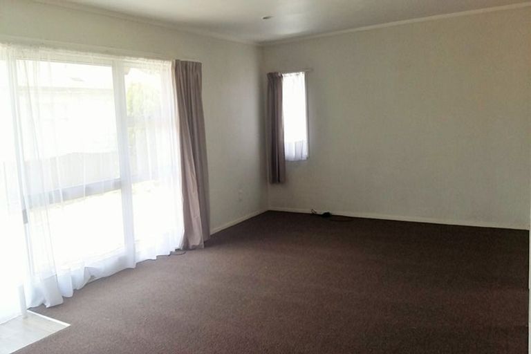 Photo of property in 2/22 Takanini School Road, Takanini, 2112