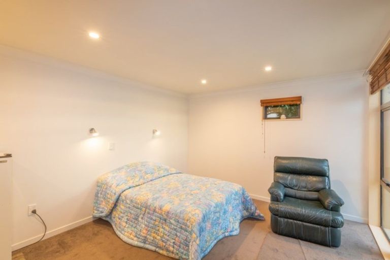 Photo of property in 35 Major Aitken Drive, Huntsbury, Christchurch, 8022