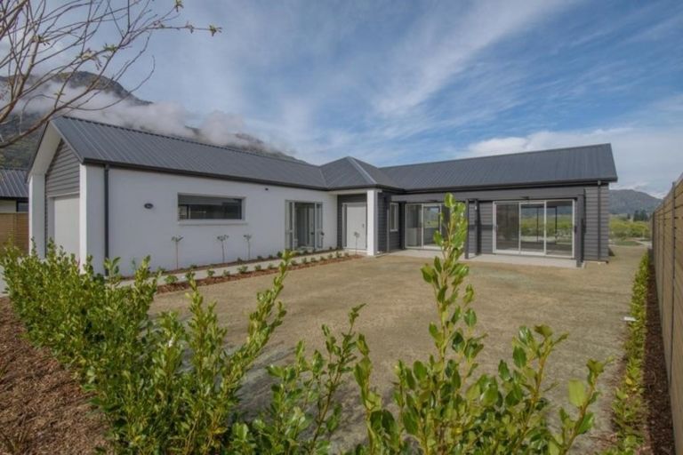 Photo of property in 23 Marston Road, Lower Shotover, Queenstown, 9304