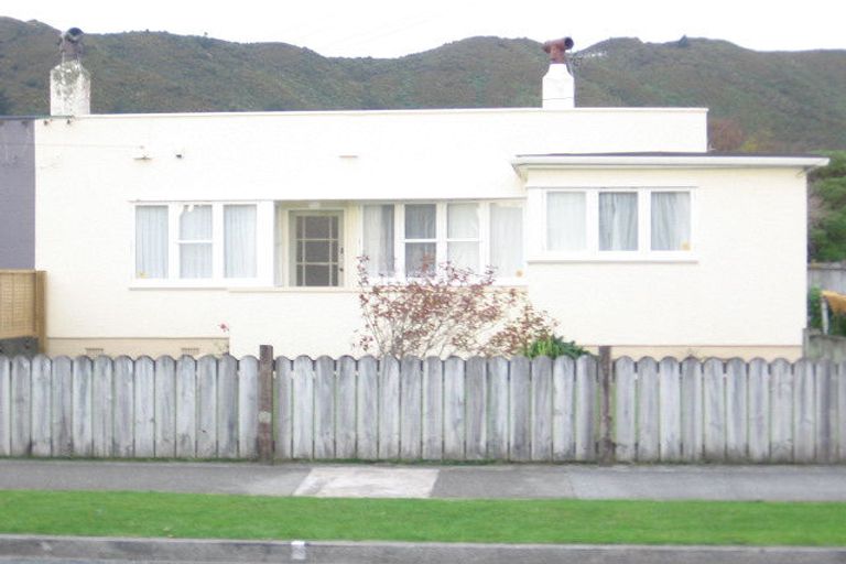 Photo of property in 50 Durham Crescent, Fairfield, Lower Hutt, 5011