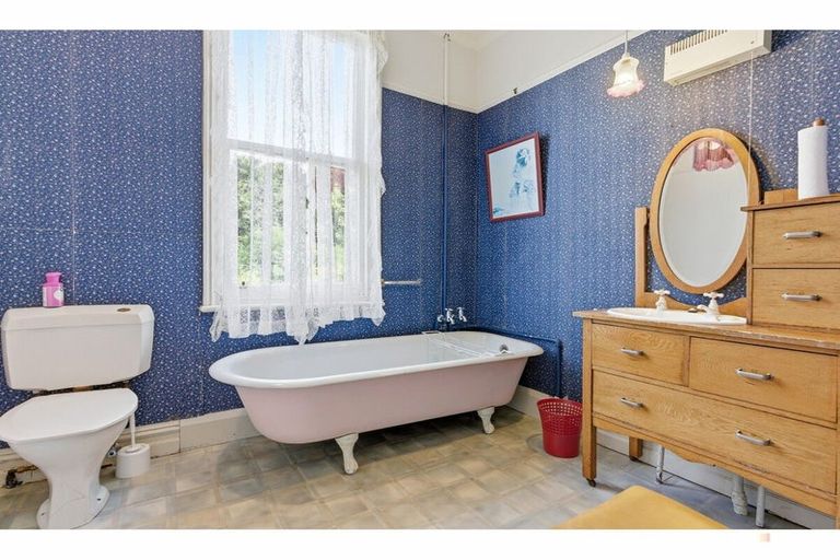 Photo of property in 35 Forest Road, Geraldine, 7930