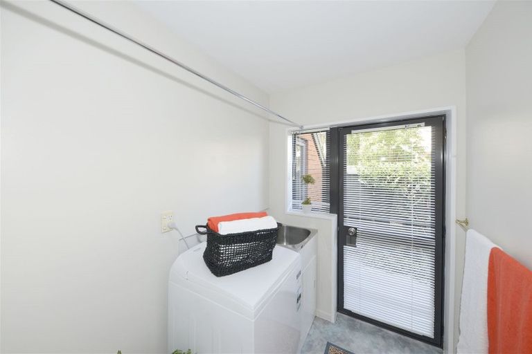 Photo of property in 431a Memorial Avenue, Burnside, Christchurch, 8053