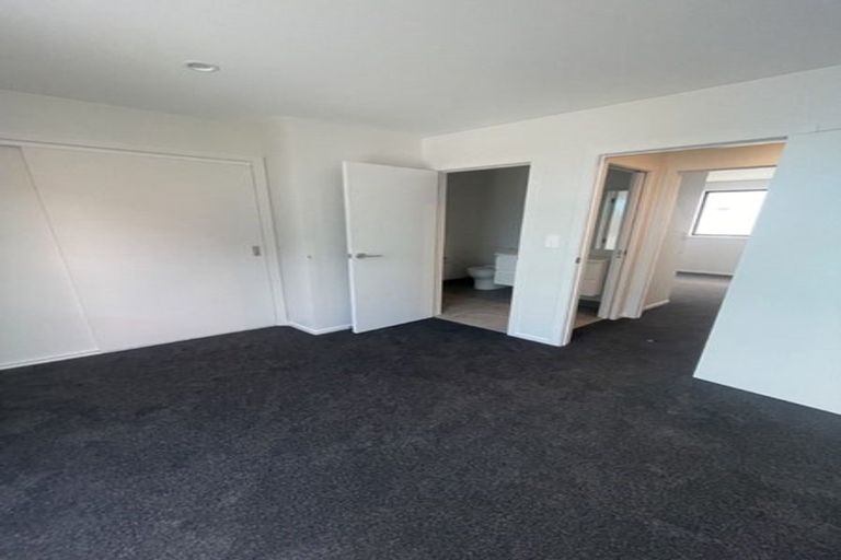 Photo of property in 3/3234 Great North Road, New Lynn, Auckland, 0600