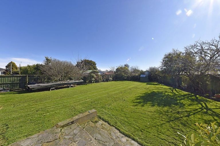 Photo of property in 6 Adrian Place, Shirley, Christchurch, 8061