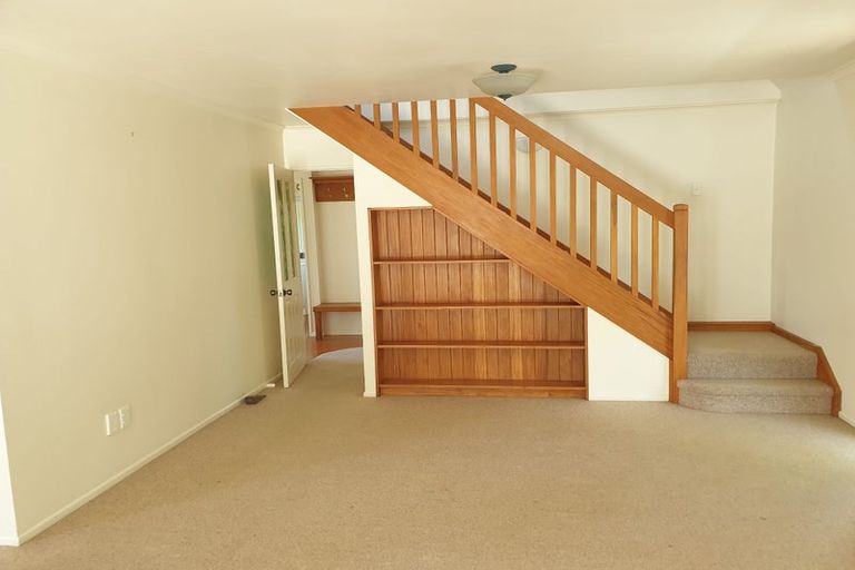 Photo of property in 7a Green Lane, Helensville, 0800