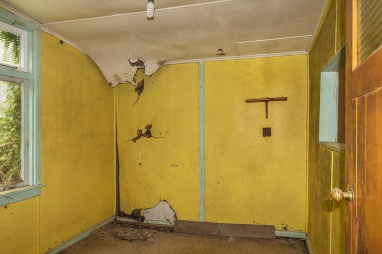 Photo of property in 27 Main Road, Maheno, Oamaru, 9495