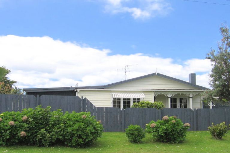 Photo of property in 11 Featon Road, Waihi, 3610