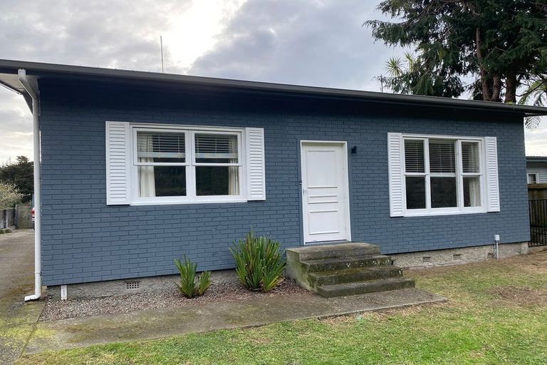Photo of property in 172 Main Road South, Raumati South, Paraparaumu, 5032