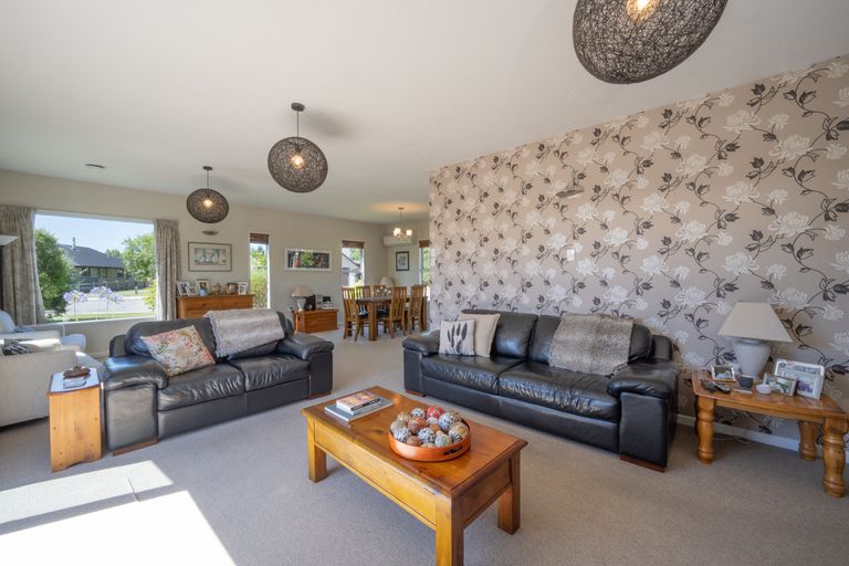 Photo of property in 11 Pines Road, Alexandra, 9320