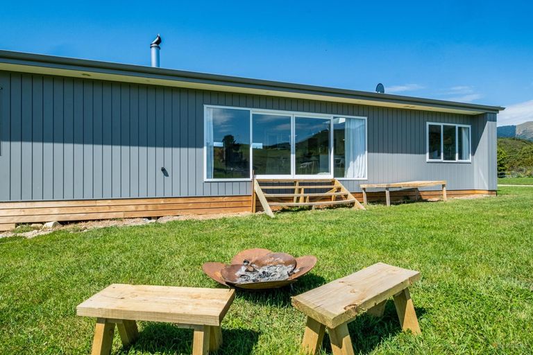 Photo of property in 367 Engelbrechts Road, Hunter, Waimate, 7978