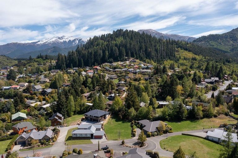 Photo of property in 9 Forest View Close, Hanmer Springs, 7334