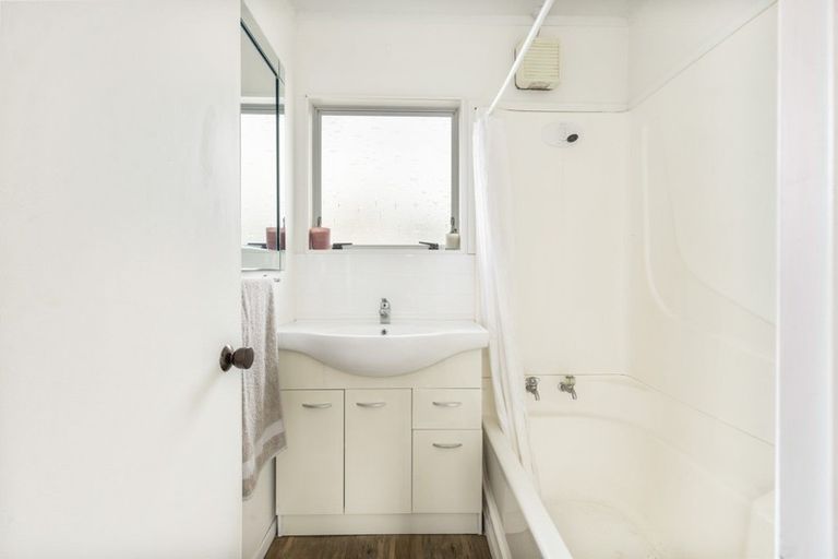 Photo of property in 27b Garland Drive, St Andrews, Hamilton, 3200