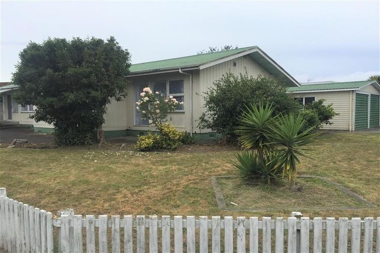 Photo of property in 28 Wycliffe Street, Onekawa, Napier, 4110