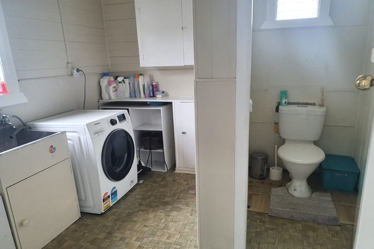Photo of property in 180 College Street, Awapuni, Palmerston North, 4412