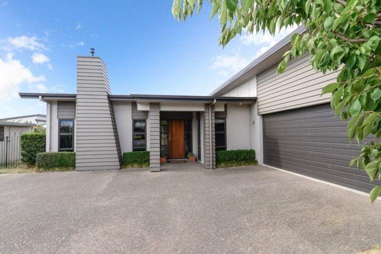 Photo of property in 24 Moonlight Drive, Rototuna North, Hamilton, 3210