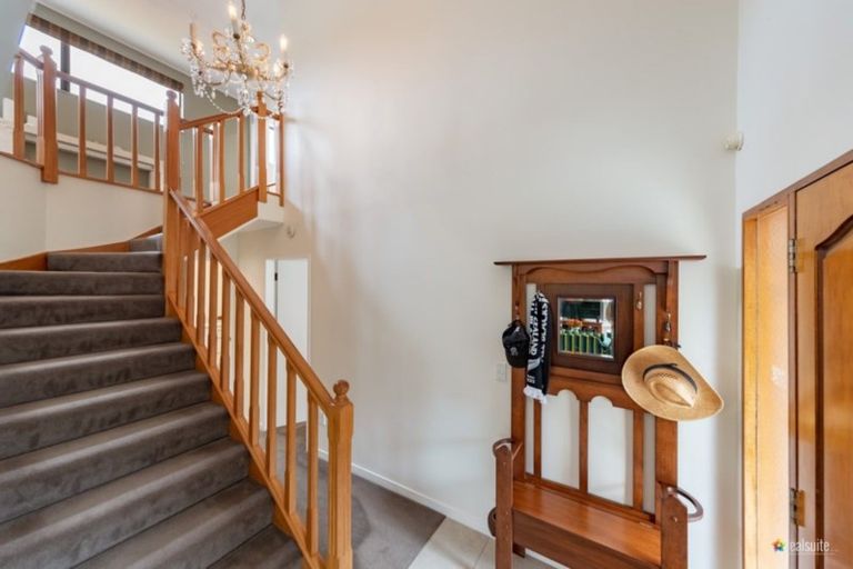 Photo of property in 2/28 Rossiter Avenue, Waterloo, Lower Hutt, 5011