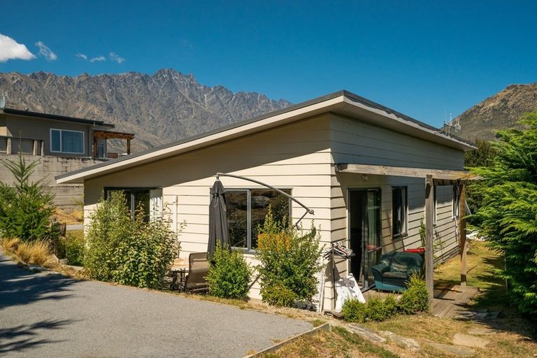 Photo of property in 12a Towne Place, Frankton, Queenstown, 9300