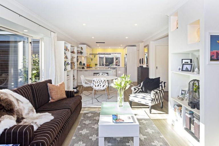 Photo of property in 30a Waiwetu Street, Fendalton, Christchurch, 8052