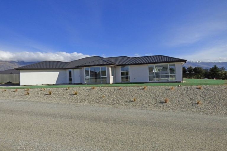 Photo of property in 5 Arion Court, Mount Pisa, Cromwell, 9383