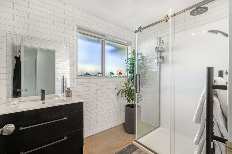 Photo of property in 2 Redwood Place, Oxford, 7430