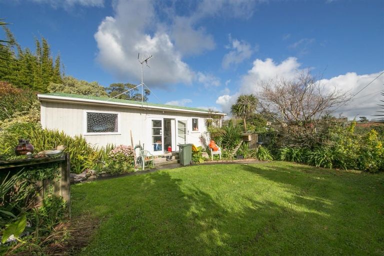Photo of property in 9 Simpson Road, Ranui, Auckland, 0612
