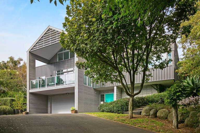 Photo of property in 64a Mcfarlane Street, Oakura, 4314