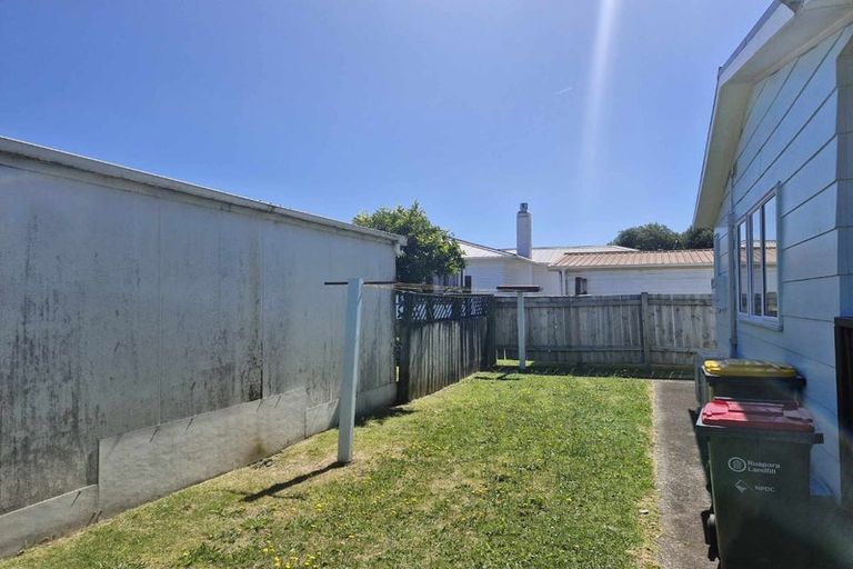 Photo of property in 12 Karaka Street, Merrilands, New Plymouth, 4312