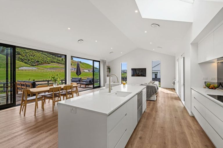 Photo of property in 22 Steve Askin Drive, Cracroft, Christchurch, 8022