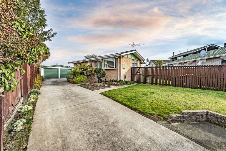 Photo of property in 1/18 Manuel Place, Bishopdale, Christchurch, 8053