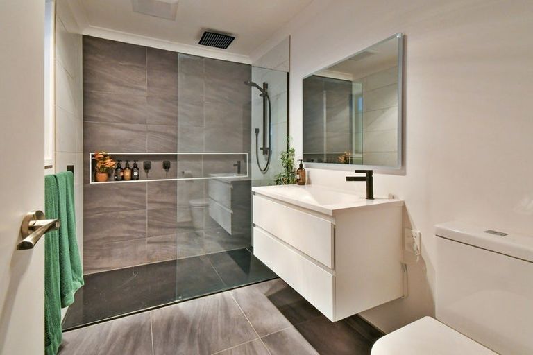 Photo of property in 62 Hillpark Drive, Pokeno, 2402