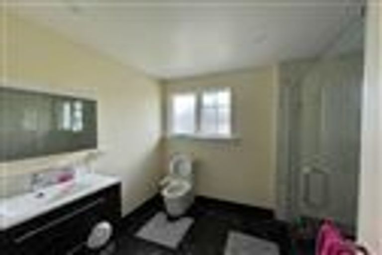 Photo of property in 17b Dalrye Place, Ilam, Christchurch, 8041