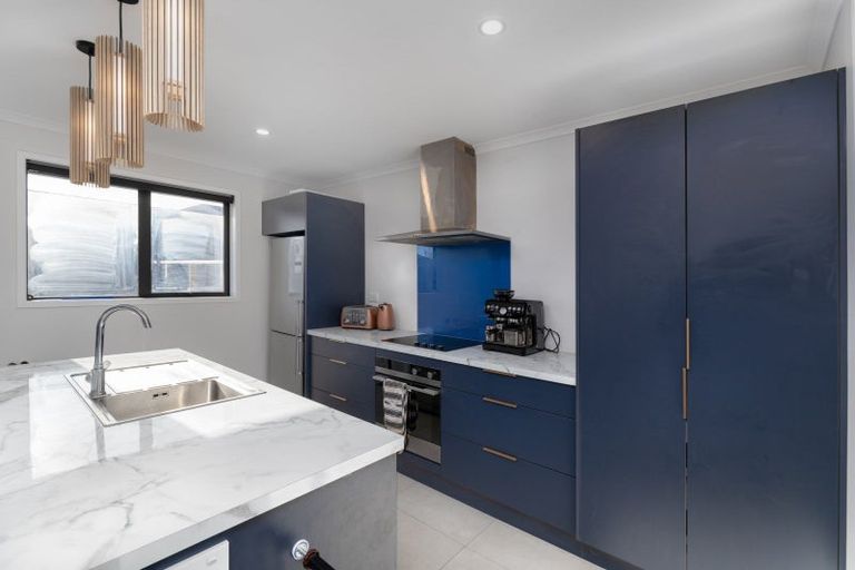 Photo of property in 35 Aratapu Street, Waitara, 4320