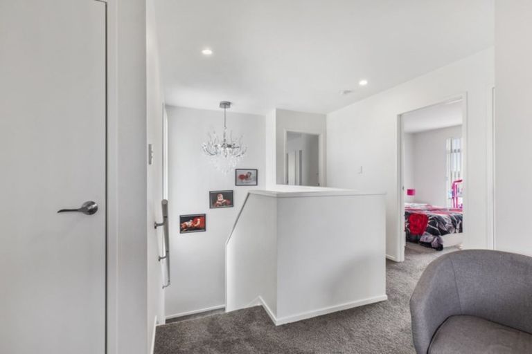 Photo of property in 26 Rere Close, Takanini, 2112