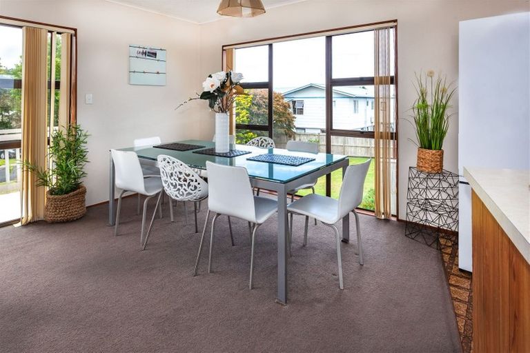Photo of property in 30 Kauri Place, Tairua, 3508