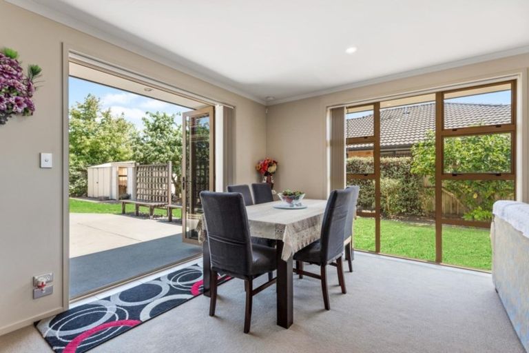 Photo of property in 94 Doncaster Drive, Papamoa Beach, Papamoa, 3118