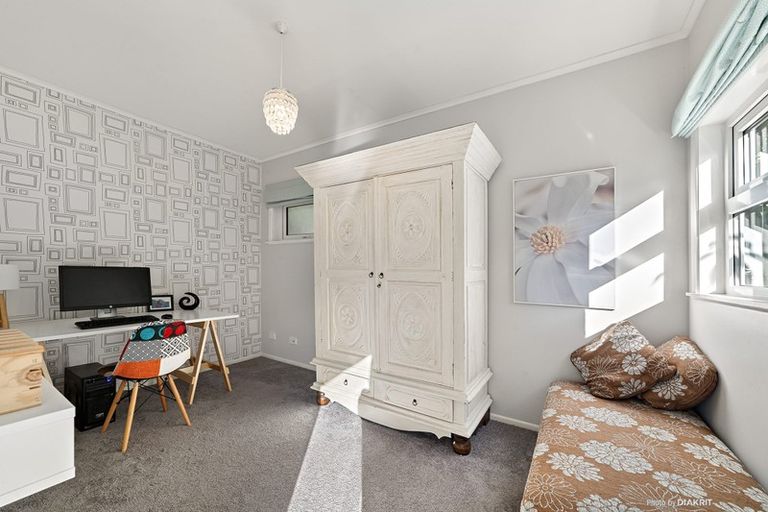 Photo of property in 24 Hurman Street, Karori, Wellington, 6012