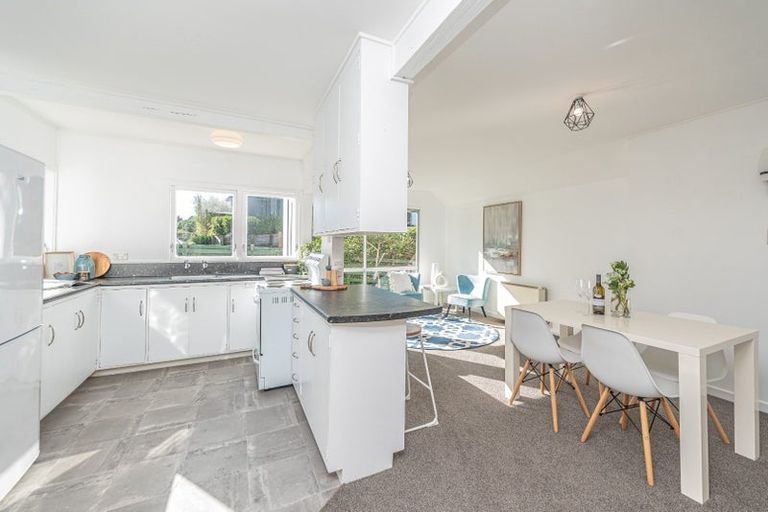 Photo of property in 49 Great North Road, Saint Johns Hill, Whanganui, 4501