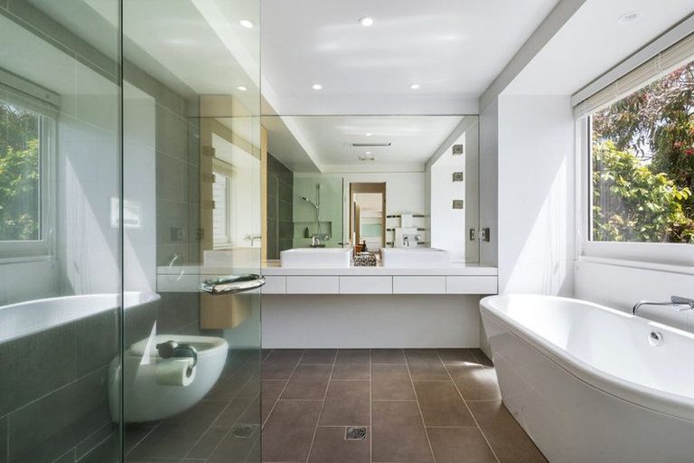 Photo of property in 14 Whitewash Head Road, Scarborough, Christchurch, 8081