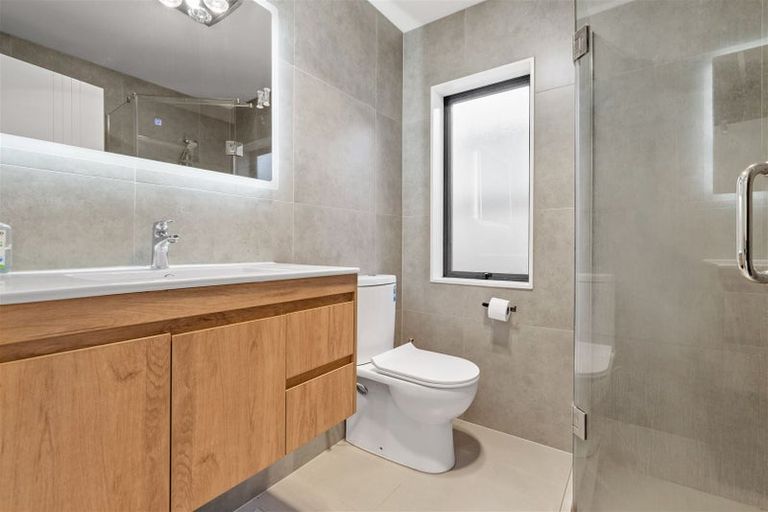 Photo of property in 13 Hard Beech Street, Takanini, 2110